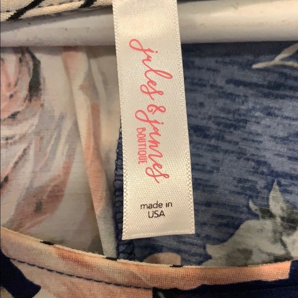 Tunic top from Jules and James - Picture 2 of 5